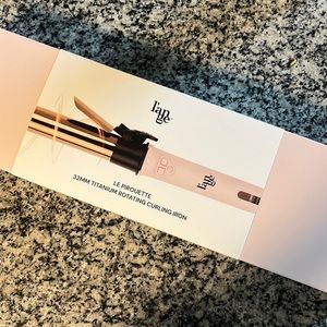 I took the plastic off and never used. My loss your gain.